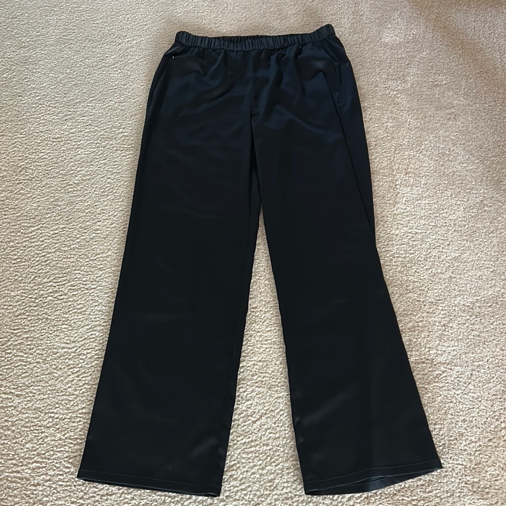 Eileen Fisher Satin-Like Recycled Polyester Straight Leg Pants.